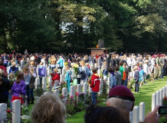 无限轰炸手机软件短信下载